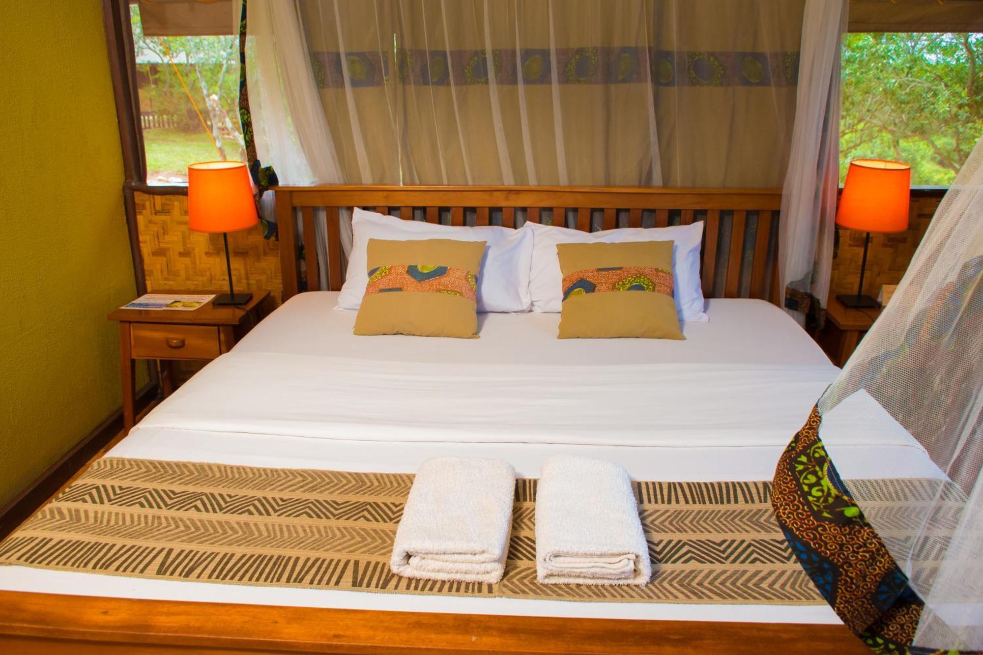 Queen Elizabeth Bush Lodge By Nature Lodges Ltd Katunguru Buitenkant foto